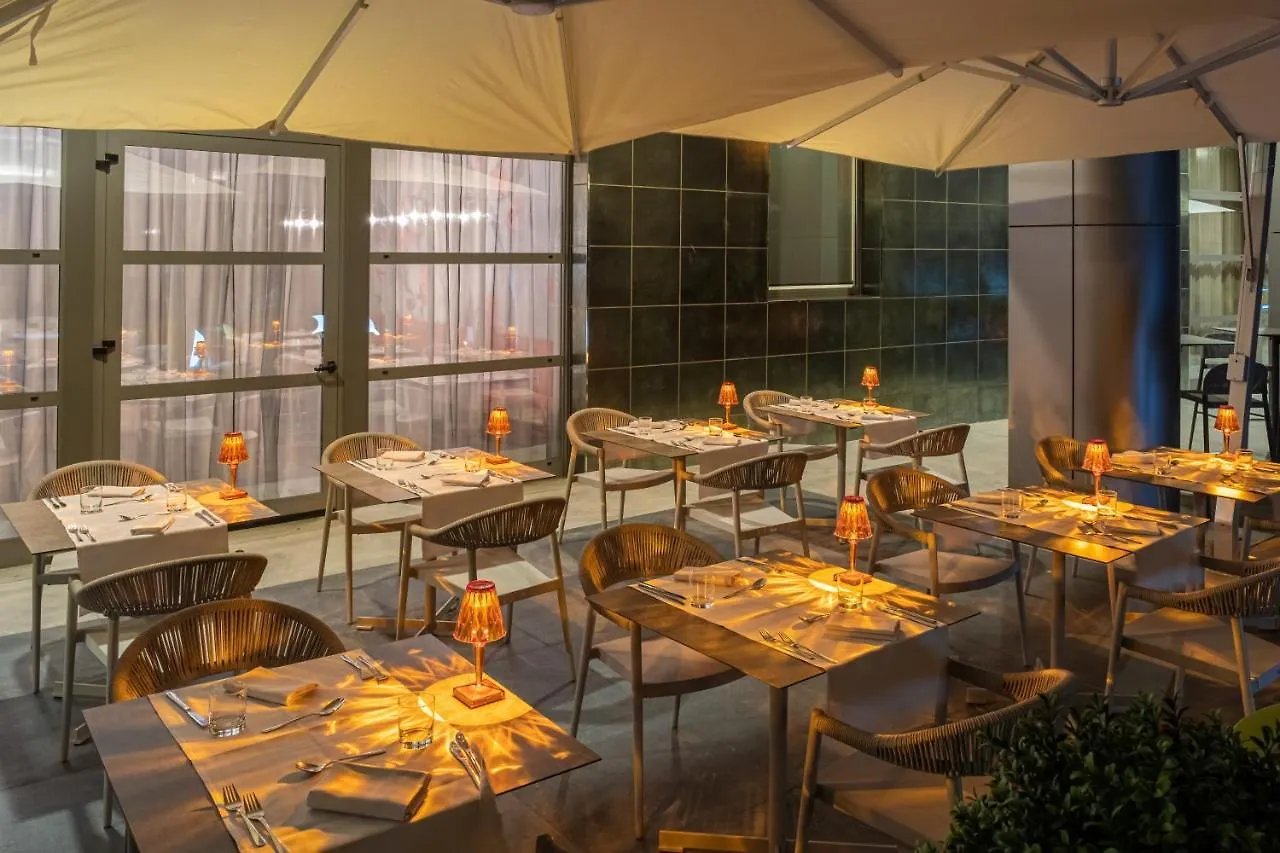 Savhotel Fiera Bologna 4*,