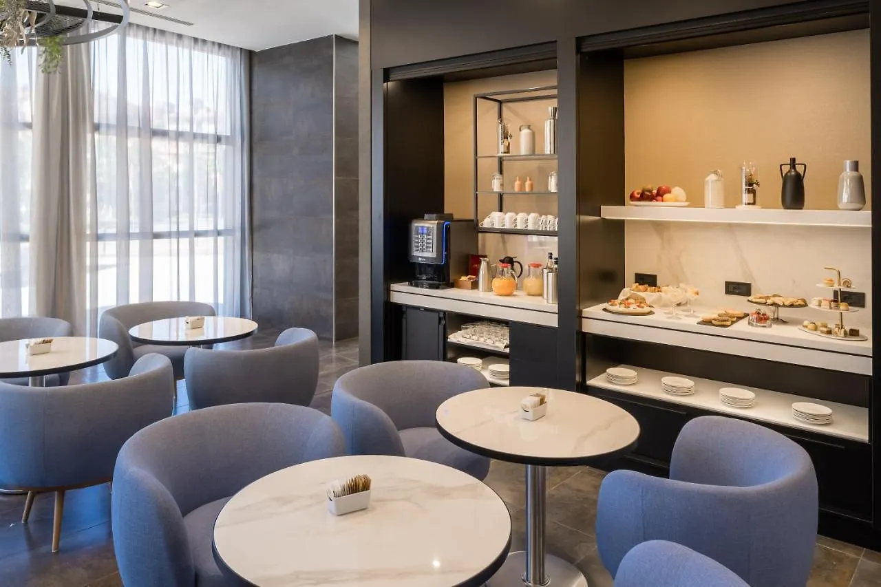 **** Hotel Savhotel Fiera Bologna Italy